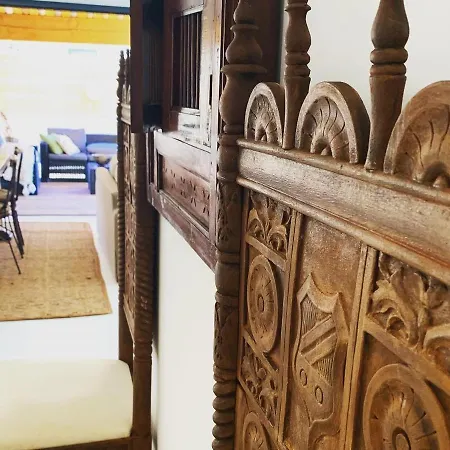 Hébergement de vacances Le Petit Bali Spacieuse Pour 8 Avec Piscine