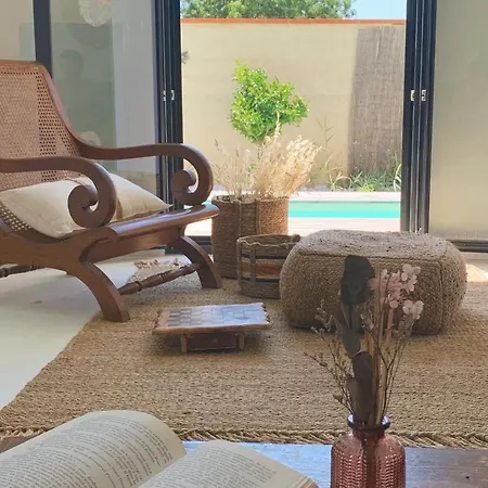 別荘 Le Petit Bali Spacieuse Pour 8 Avec Piscine