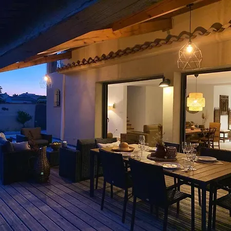 Le Petit Bali Spacieuse Pour 8 Avec Piscine Hébergement de vacances Saint-Cyprien (Pyrenees-Orientales)
