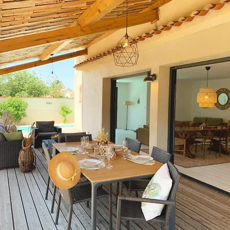 別荘 Le Petit Bali Spacieuse Pour 8 Avec Piscine サン・シプリアン