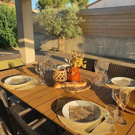 Le Petit Bali Spacieuse Pour 8 Avec Piscine Hébergement de vacances Saint-Cyprien (Pyrenees-Orientales)
