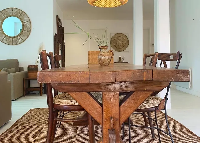 بيت للعطل Le Petit Bali Spacieuse Pour 8 Avec Piscine سان سيبريان